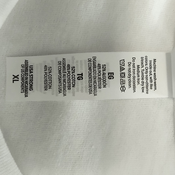 Women's Graphic Design T-shirt Size XL - Picture 5 of 5